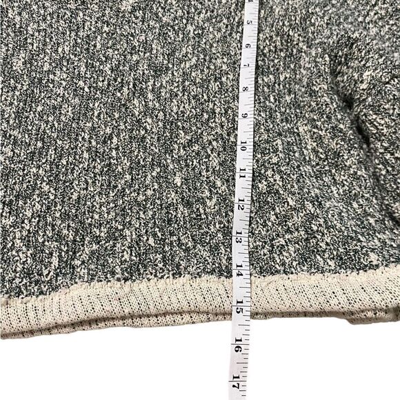 Koral 2 piece lounge set sweater and joggers- colors match, pic lighting is diff - Picture 8 of 12